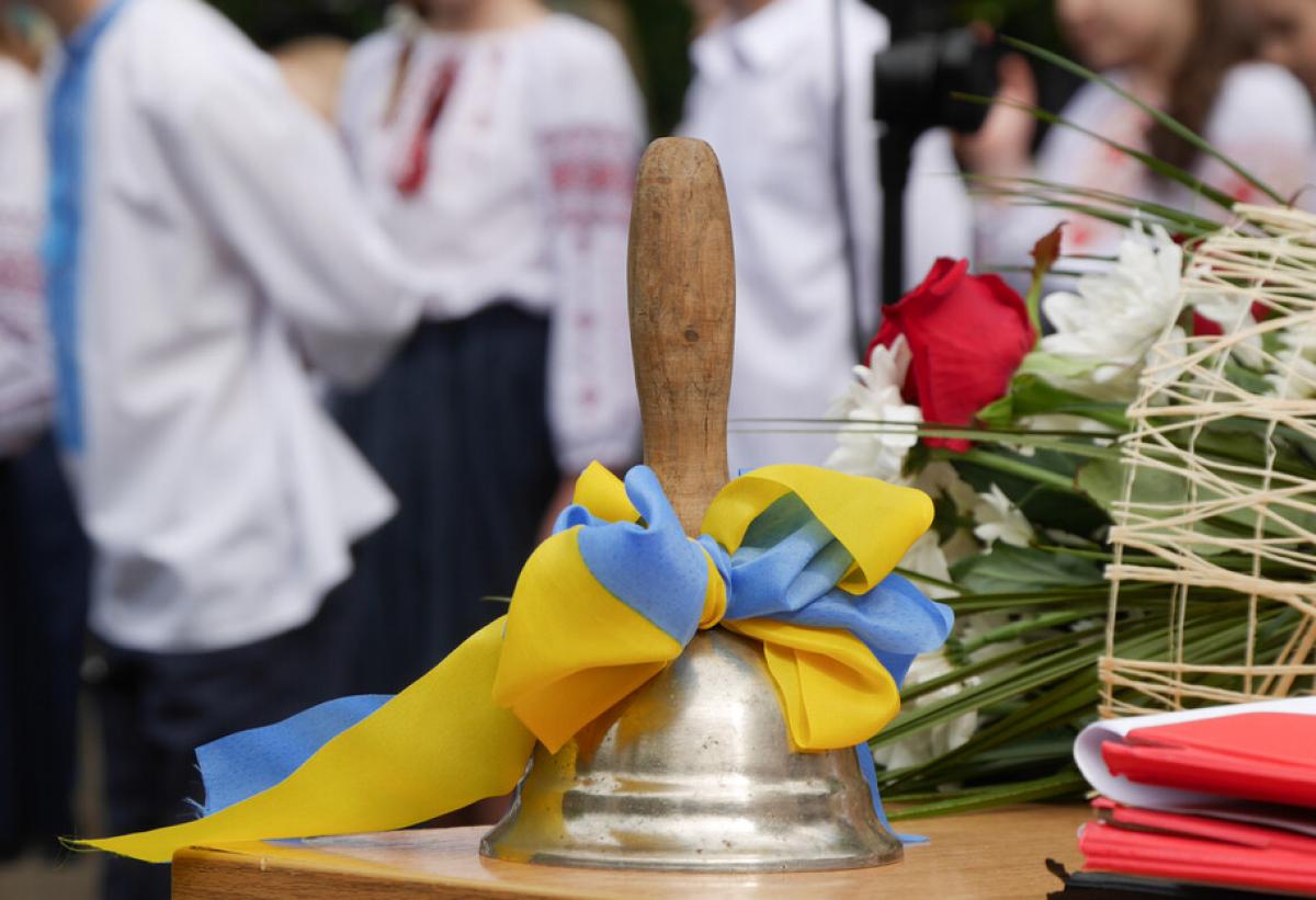 На Рівненщині сьогодні останній дзвоник, але не для всіх 0000