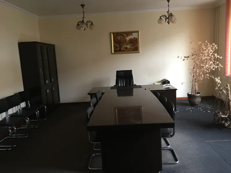 1 У Рівному на аукціон виставили комерційну будівлю на Петлюри