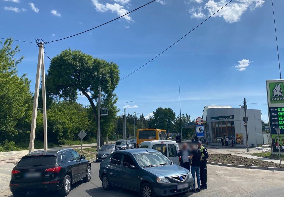 У Рівному утворився значний затор через ДТП