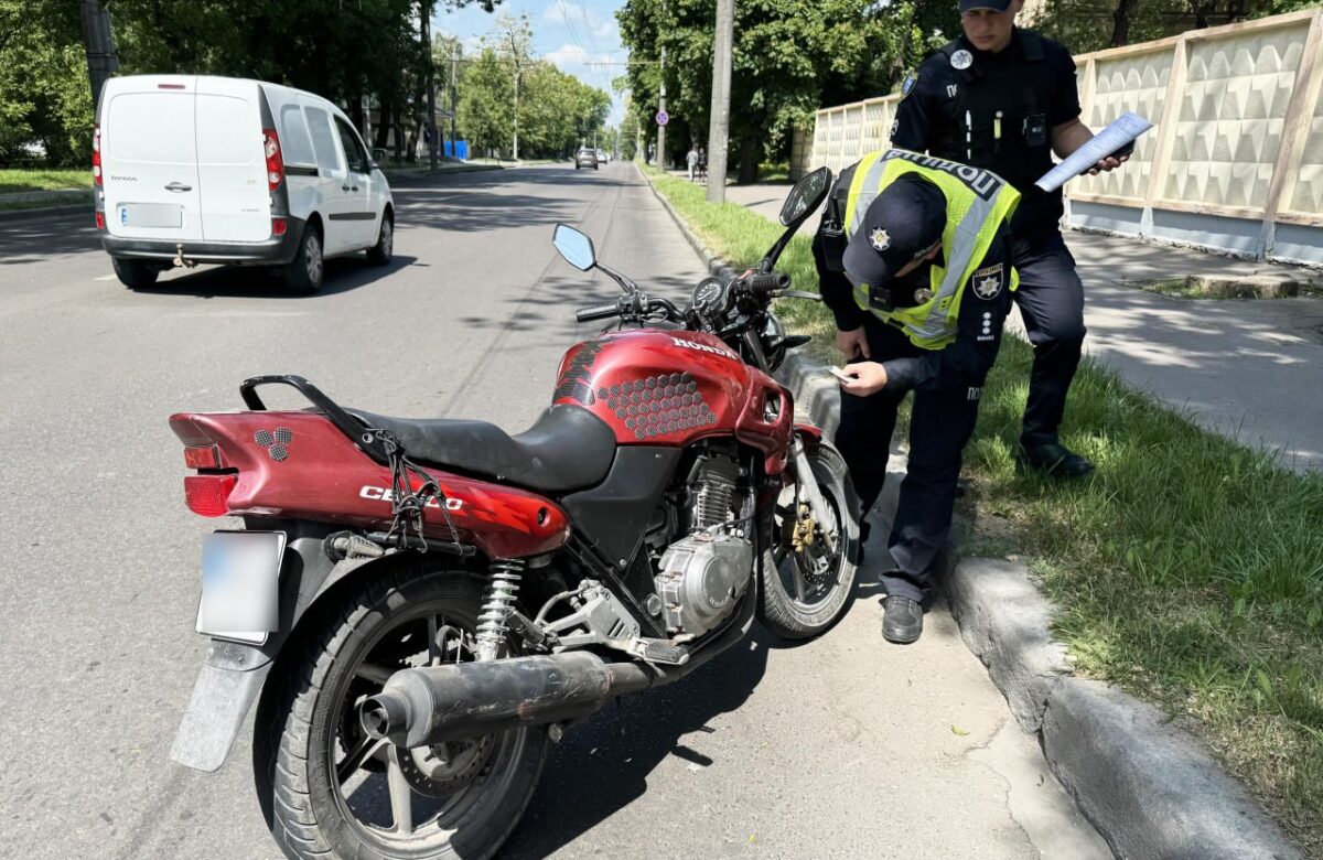 Унаслідок ДТП у Рівному померла жінка: поліцейські розшукують свідків