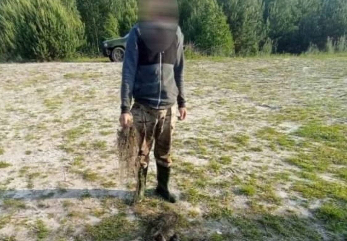 На Рівненщині на незаконному вилові риби затримали рибалок