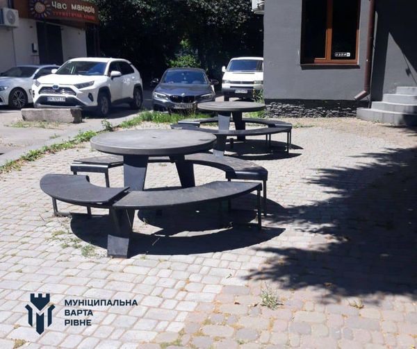 1 У Рівному на майдані Незалежності виявили порушення