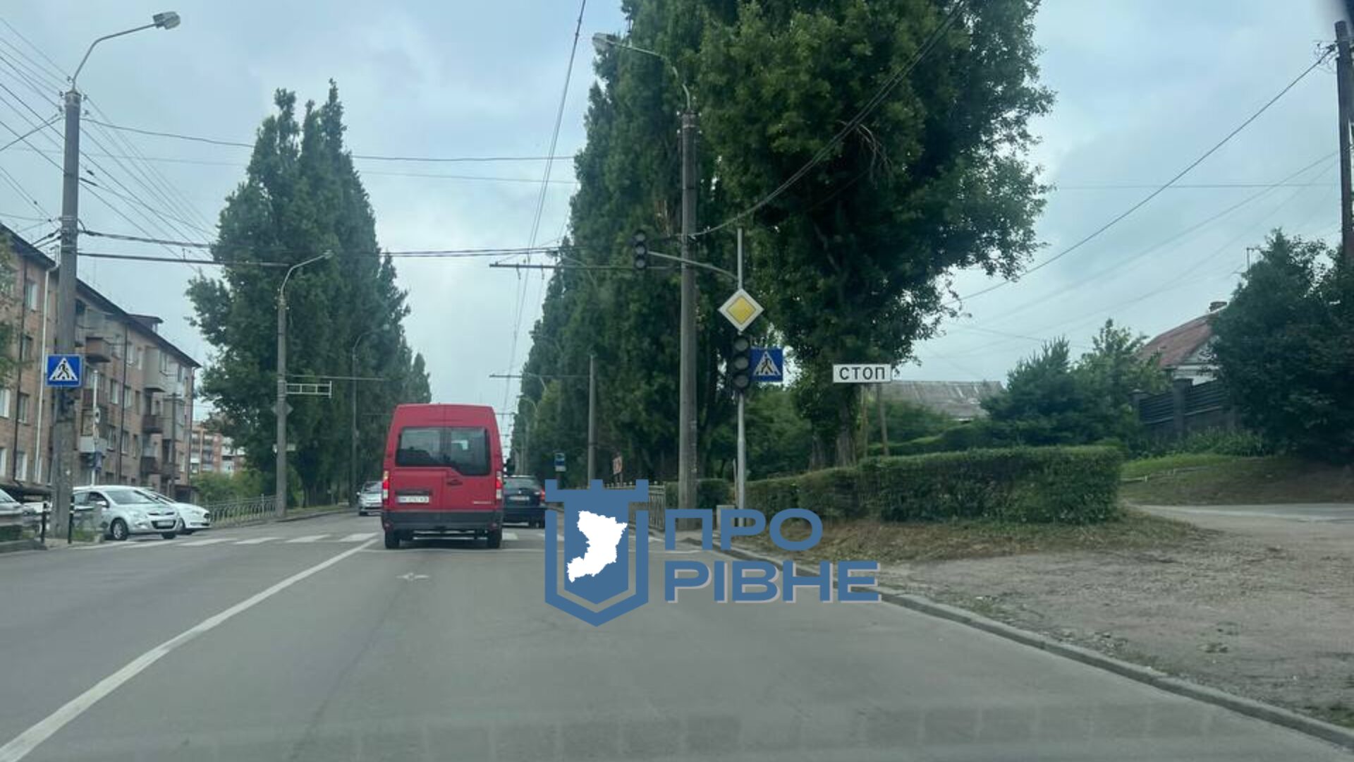 1 На вулицях Рівного не працюють світлофори: відомо чому