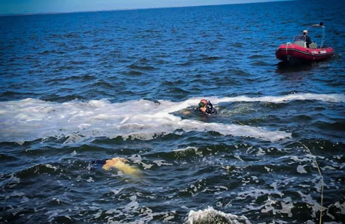 Тіло 20-річної рівнянки підняли з моря одеські рятувальники (ВІДЕО)