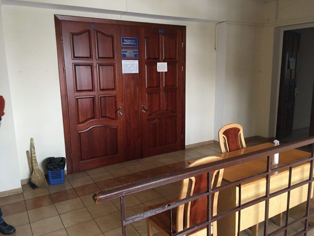 1 В центрі Рівного продають інститут (ФОТО)