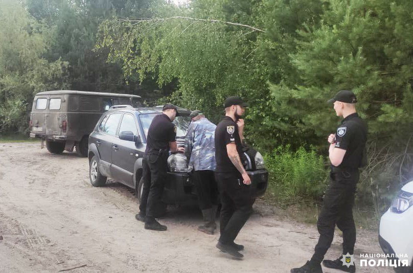 Жінка з Рівненщини, яка зникла в лісі, знайшлася на блокпосту