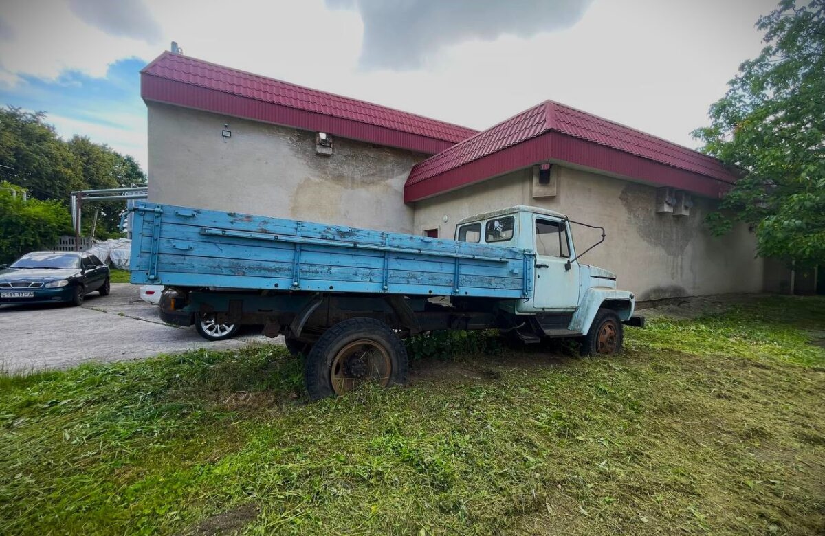 Старі авто з аукціону знов продаватиме Рівненська облрада