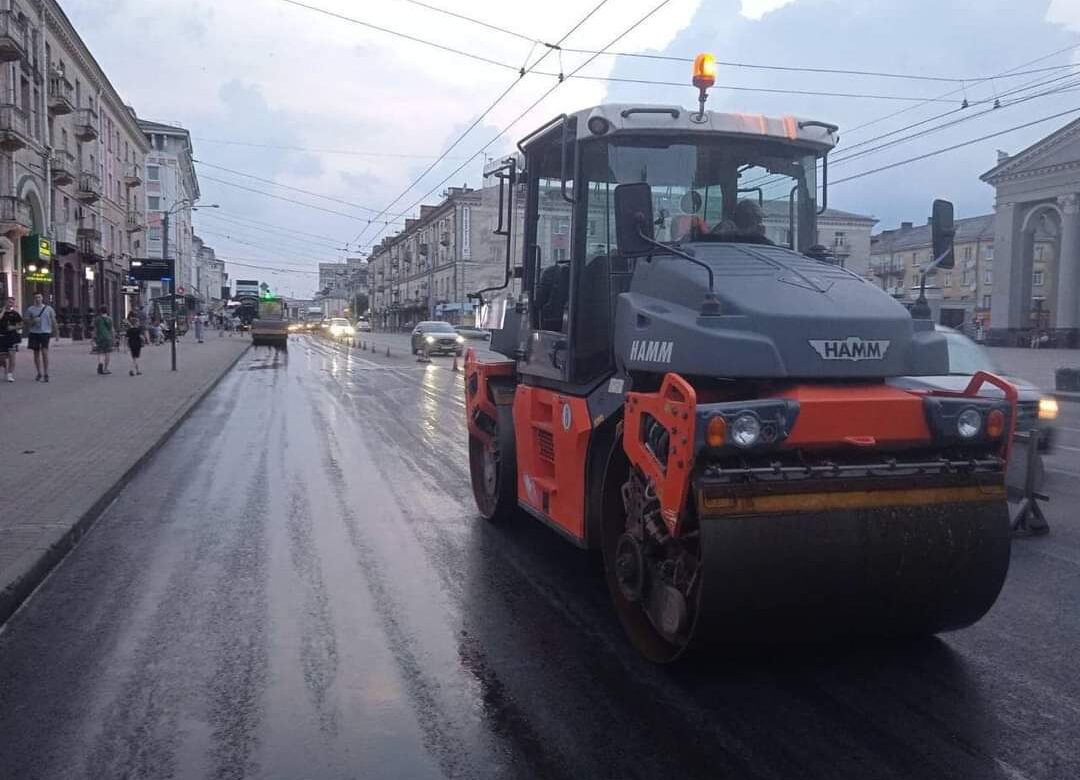 В центрі Рівного відкрили зупинку громадського транспорту