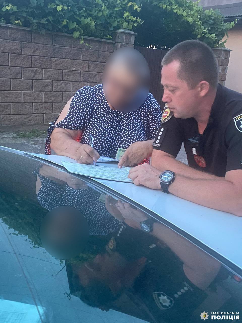 Жителька Рівненщини катала гостей у багажнику (ФОТО , ВІДЕО) 0000