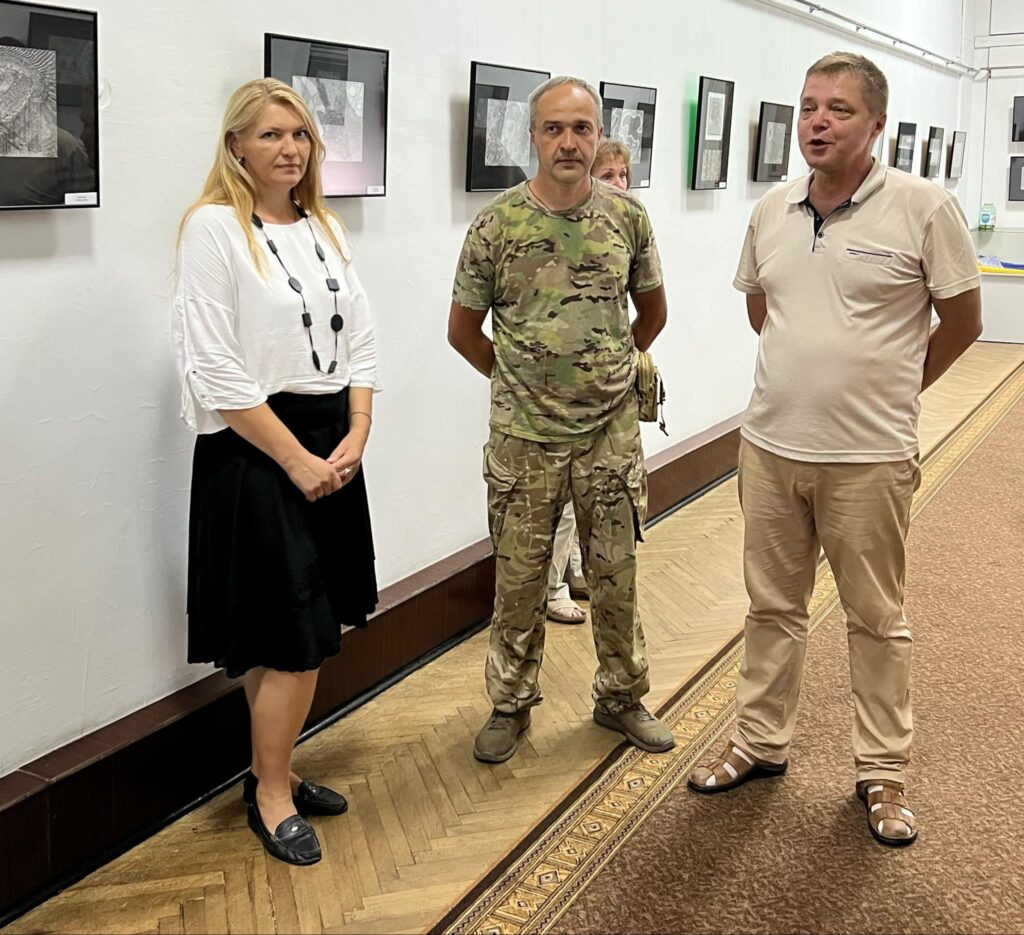1 Козак Мамай на артилерійських гільзах: у Рівненському музеї презентують воєнну творчість