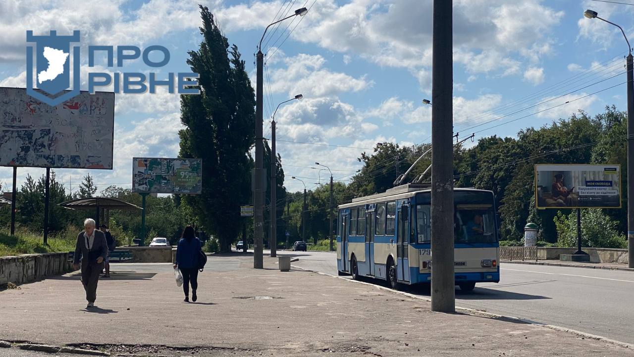 1 Чиновники з молотка продають ділянку на Соборній у Рівному