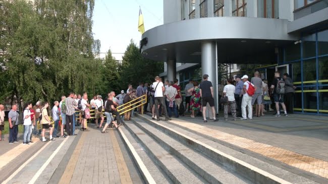 Відомо скільки військовозобов’язаних оновили дані в Рівненському ЦНАПі 0000