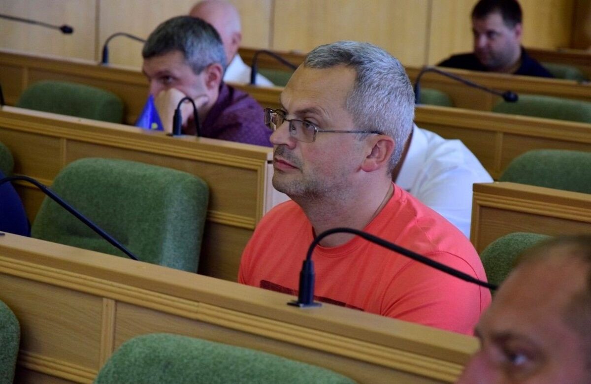 Ексдепутата Рівнеоблради обвинувачують в криміналі: обрано запобіжний захід