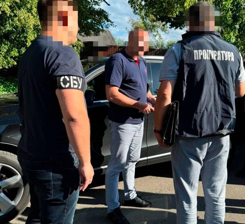 10 тисяч доларів хабара: стали відомі деталі провадження, за яким відсторонили міського голову на Рівненщині
