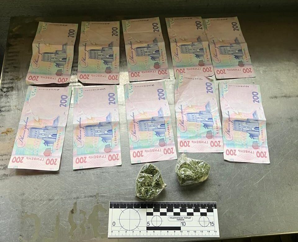 Чоловік з Рівненщини за перевезення марихуани хотів підкупити прикордонника
