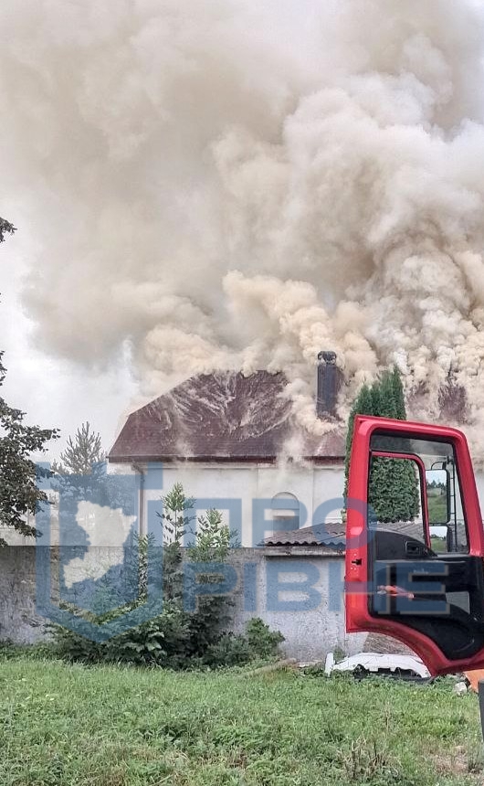 У Рівному загорілася сауна (ФОТО) 0000