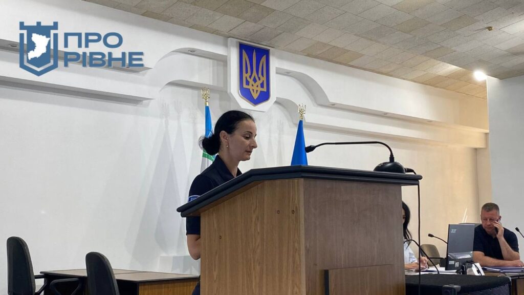 1 На вулицях Рівного з'являться платні парковки - офіційне рішення міськвиконкому