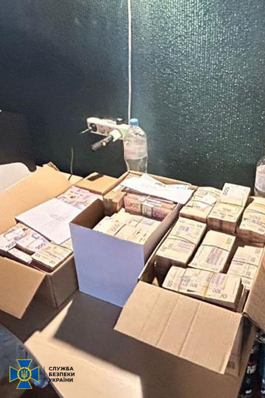 Заступника міністра енергетики затримали на хабарі у пів мільйона доларів 0000