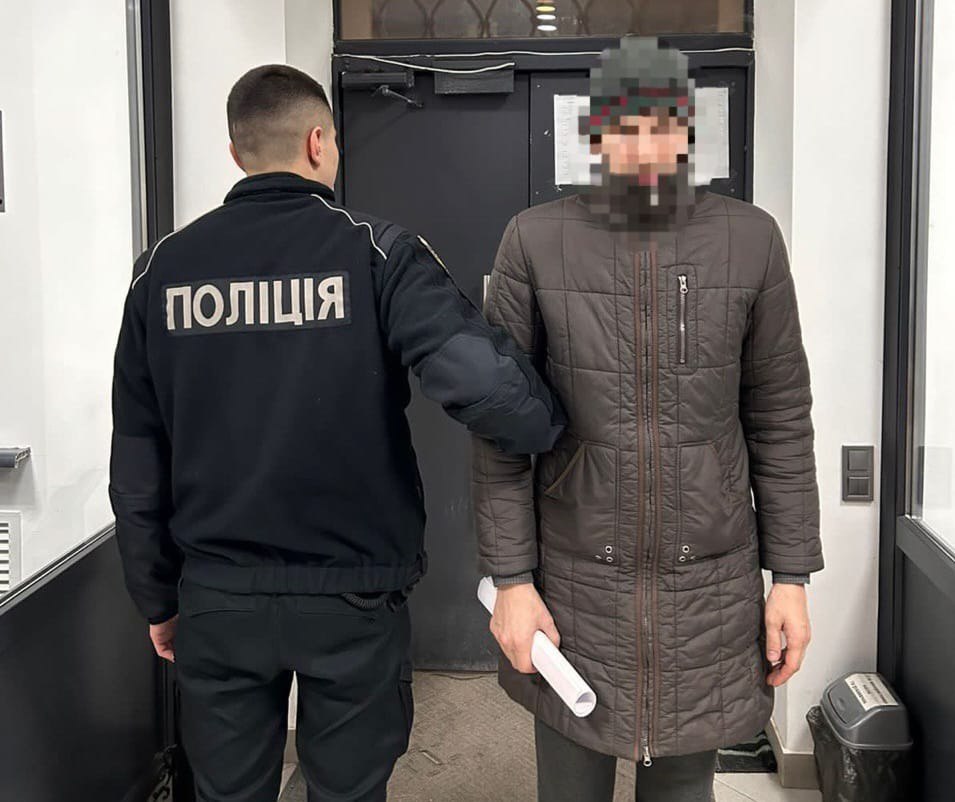 1 До 12 років ув'язнення загрожує рівнянину за згвалтування неповнолітньої та зберігання дитячої порнографії