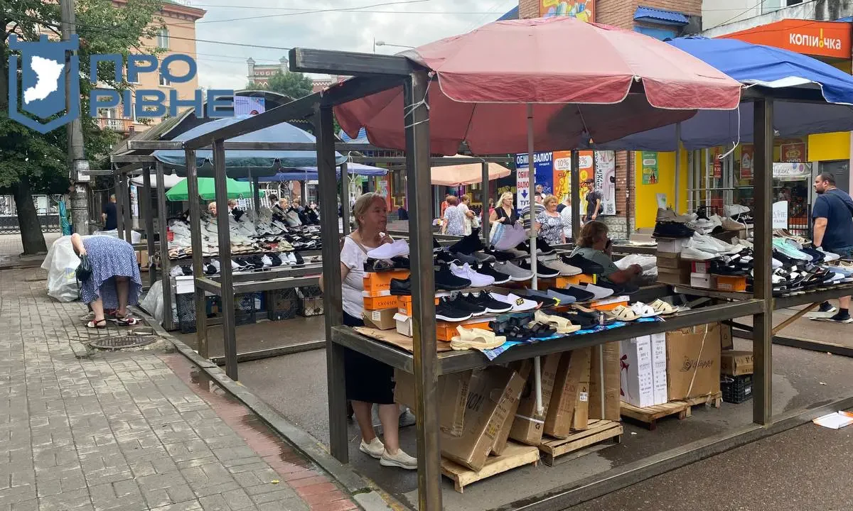 Рівнянин судиться з міською владою через базар у центрі