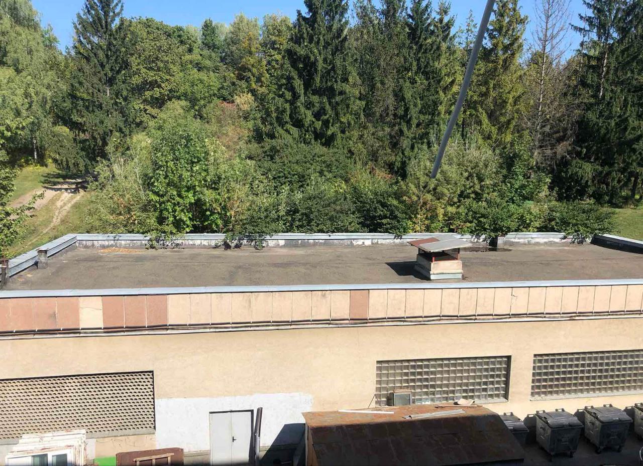 Частину даху під сонячну електростанцію передають в оренду біля ЦНАПу у Рівному 0000