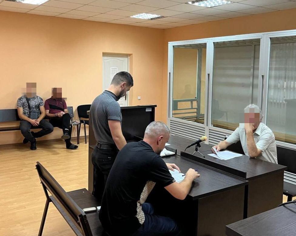 У Здолбунові за підпал вагонів дизель-поїзду та крадіжки мідних кабелів судитимуть місцевого жителя