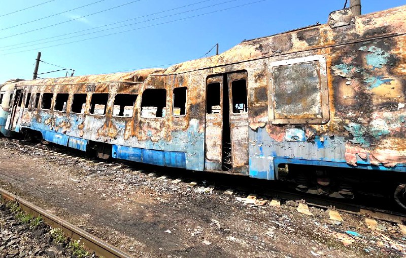 1 У Здолбунові за підпал вагонів дизель-поїзду та крадіжки мідних кабелів судитимуть місцевого жителя