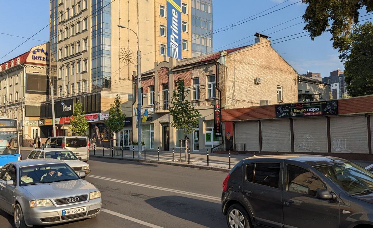 Про столітні ресторани та кав’ярні Рівного розкажуть під час вуличних екскурсій