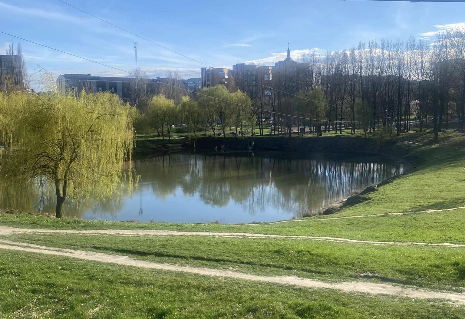 1 Рівненський депутат просить опіку над озерцем у парку "Хімік"