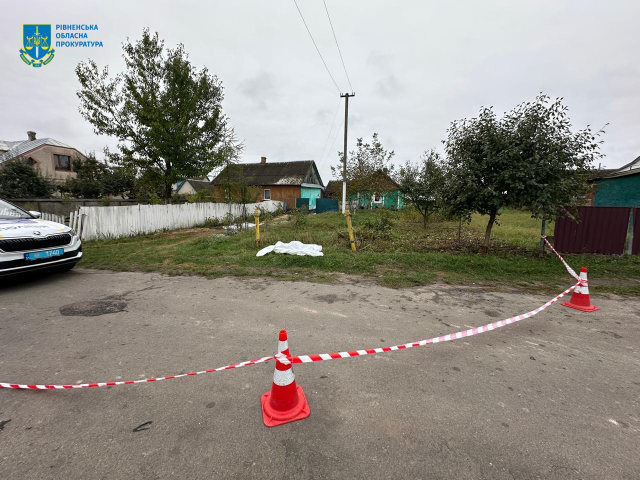 На Дубенщині сина підозрюють у вбивстві матері 0000