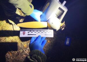 1 Поліцейські показали фото уламків БПЛА на Рівненщині