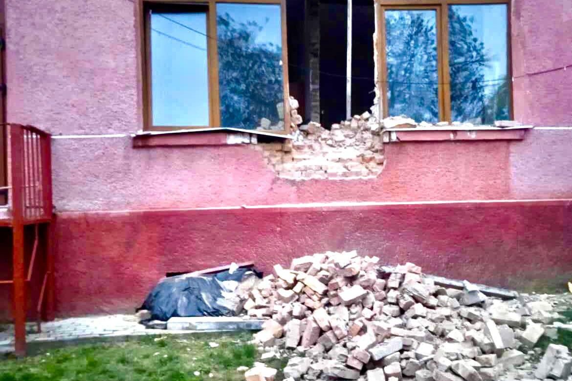 У ліцеї на Рівненщині обвалилася стіна: школярів перевели на дистанційне навчання