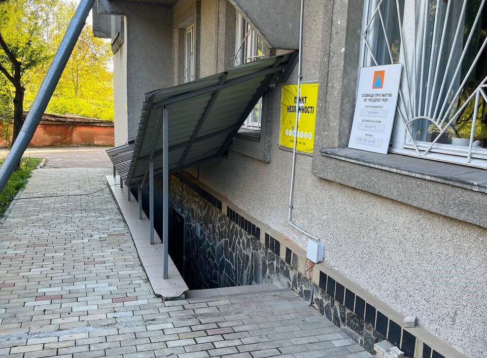 У медзакладі Рівного облаштують укриття на 400 людей 0000