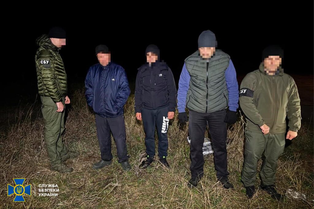 1 На Рівненщині викрили злочинну групу, яка переправляла за кордон ухилянтів