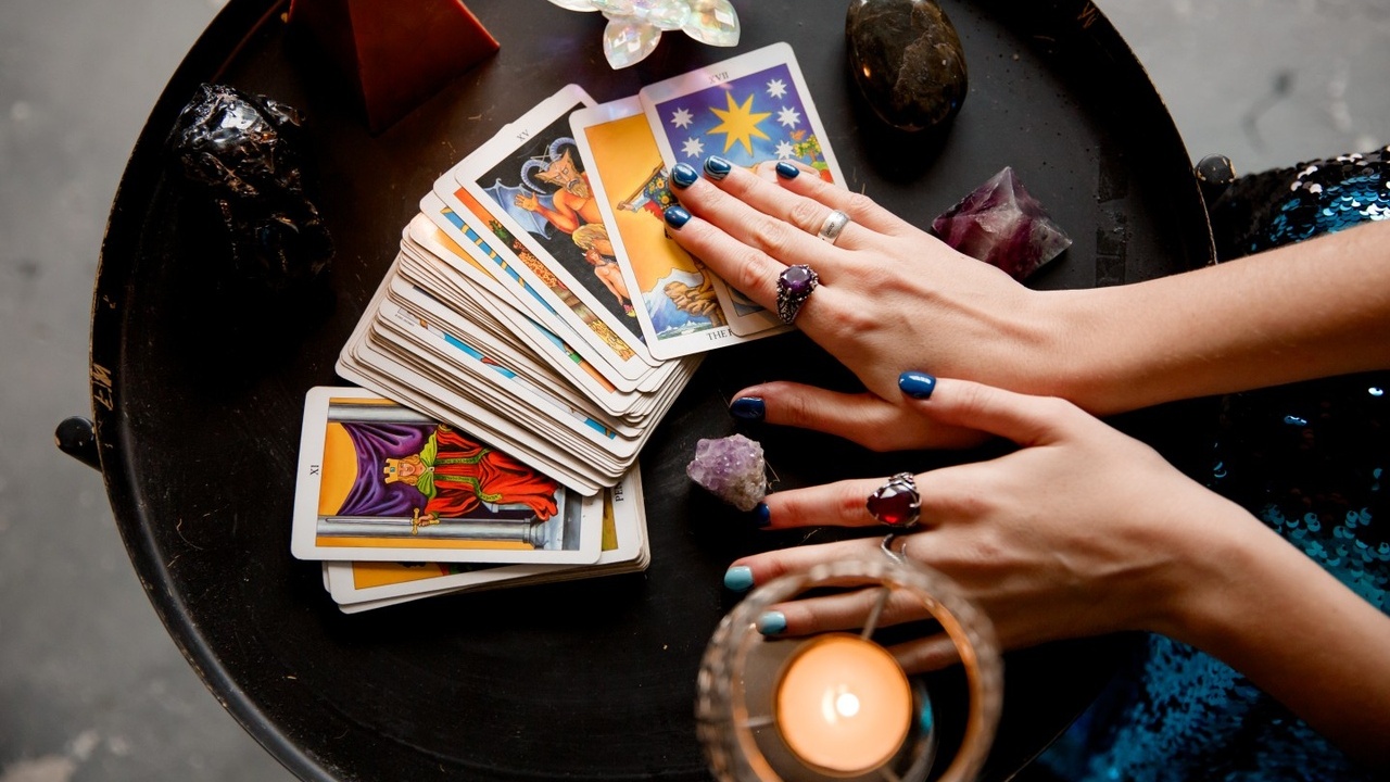 Карти Таро та інші пророцтва: як не зашкодити собі 0000