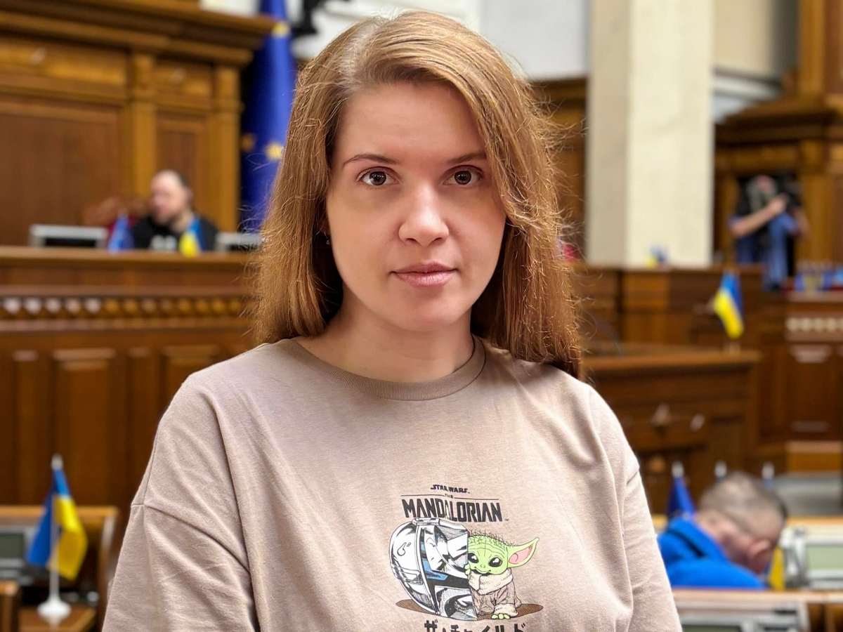 Неналежне навчання та щоденне дезертирство – Мар’яна Безугла розповіла про Рівненський полігон 0000