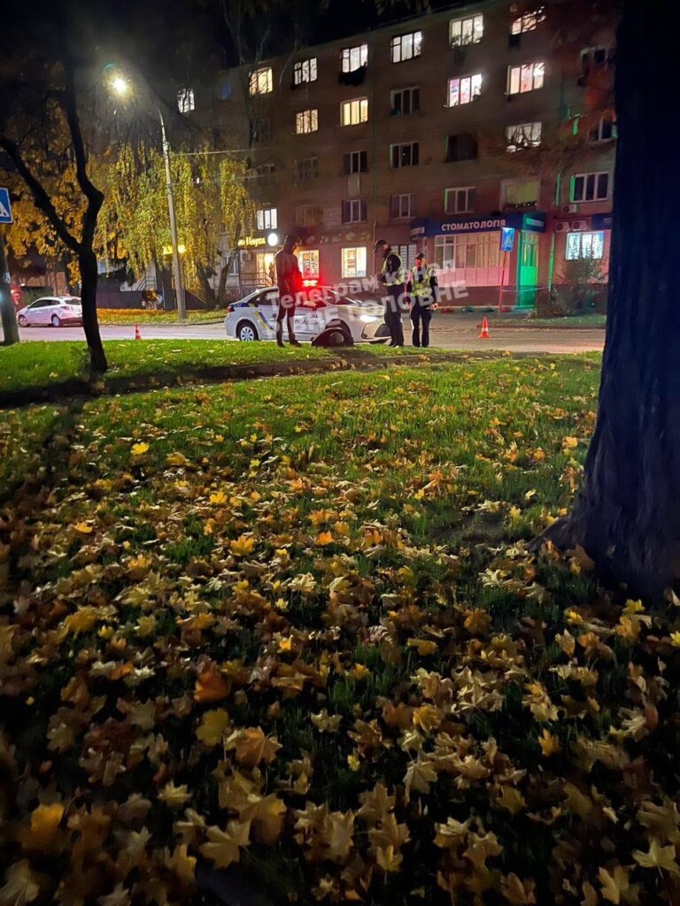 1 Збили пішохода у Рівному та втікали до сусідньої області: поліція затримала зловмисників