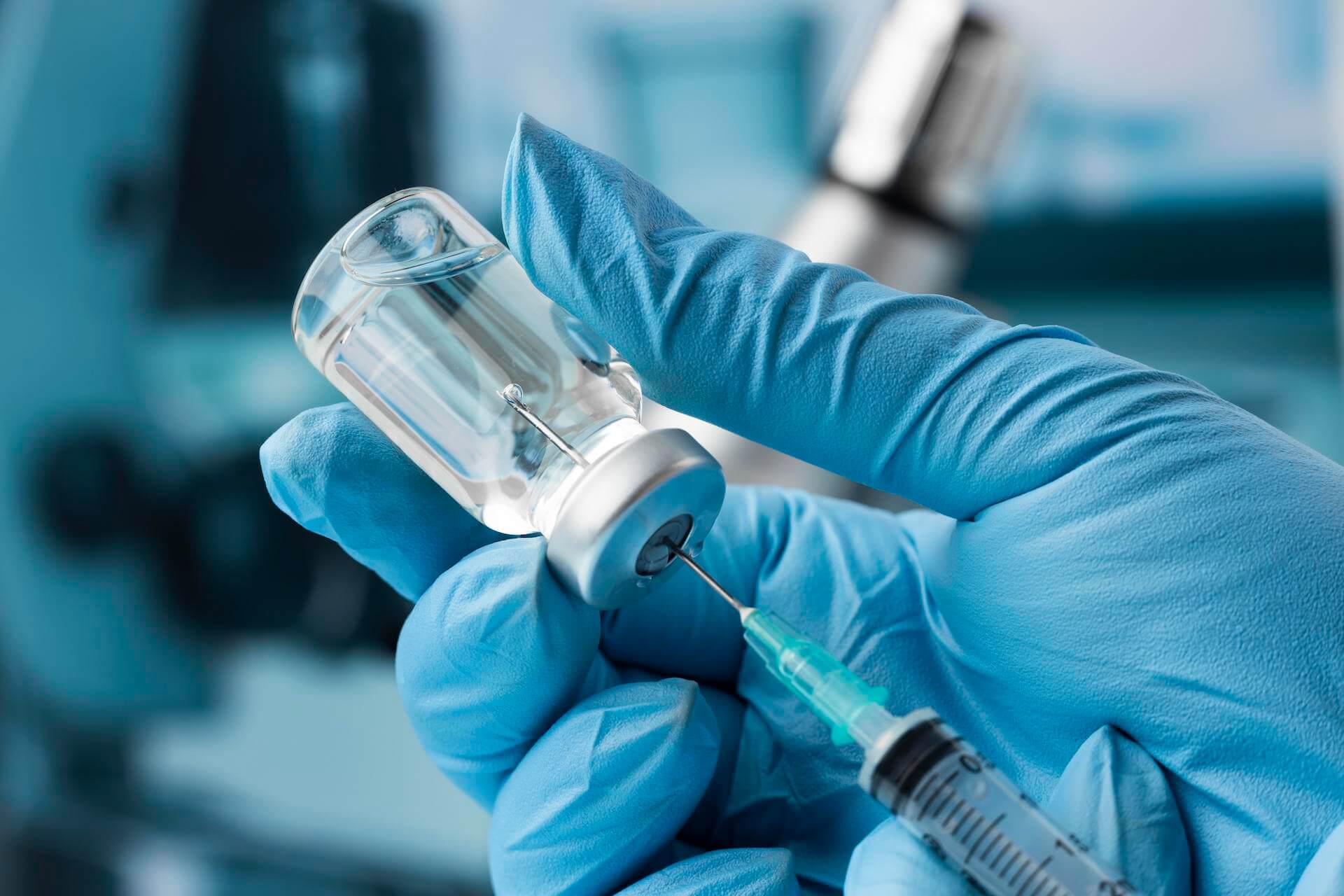 Безоплатну вакцину отримає Рівненщина: фахівці радять вакцинуватись кожні 10 років 0000