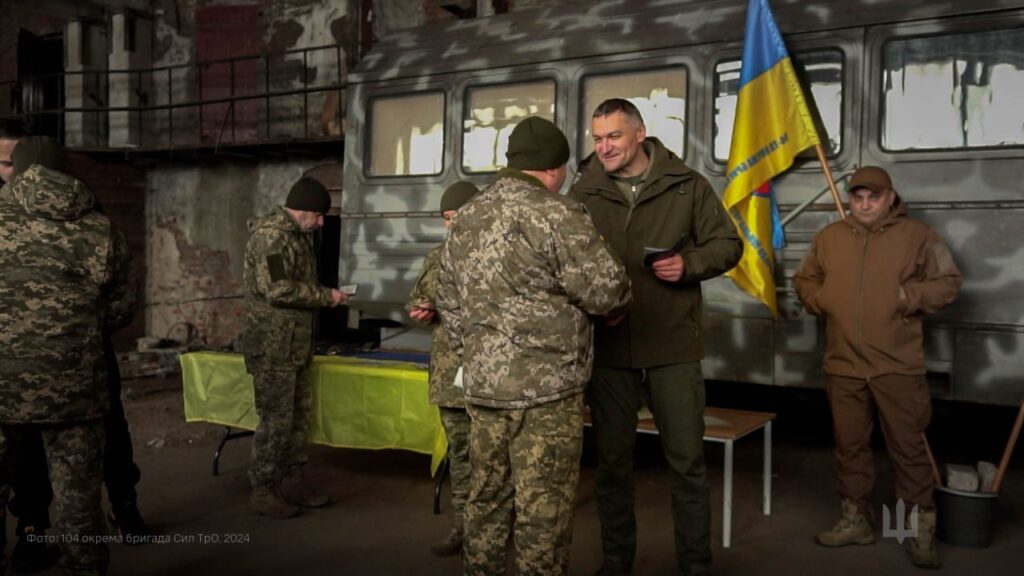 1 6 грудня - День Збройних сил України: як вітають рівненських захисників (ФОТО)