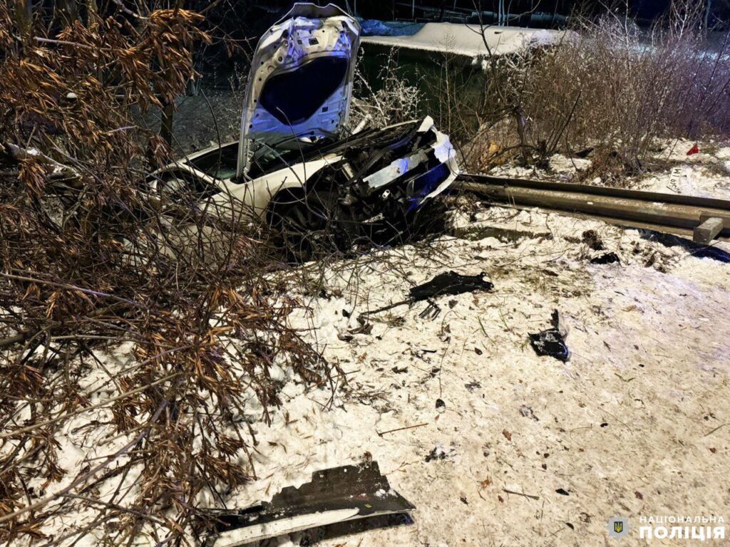 1 У Рівному чоловік п’яний сів за кермо: 9-річний син водія перебуває у реанімації