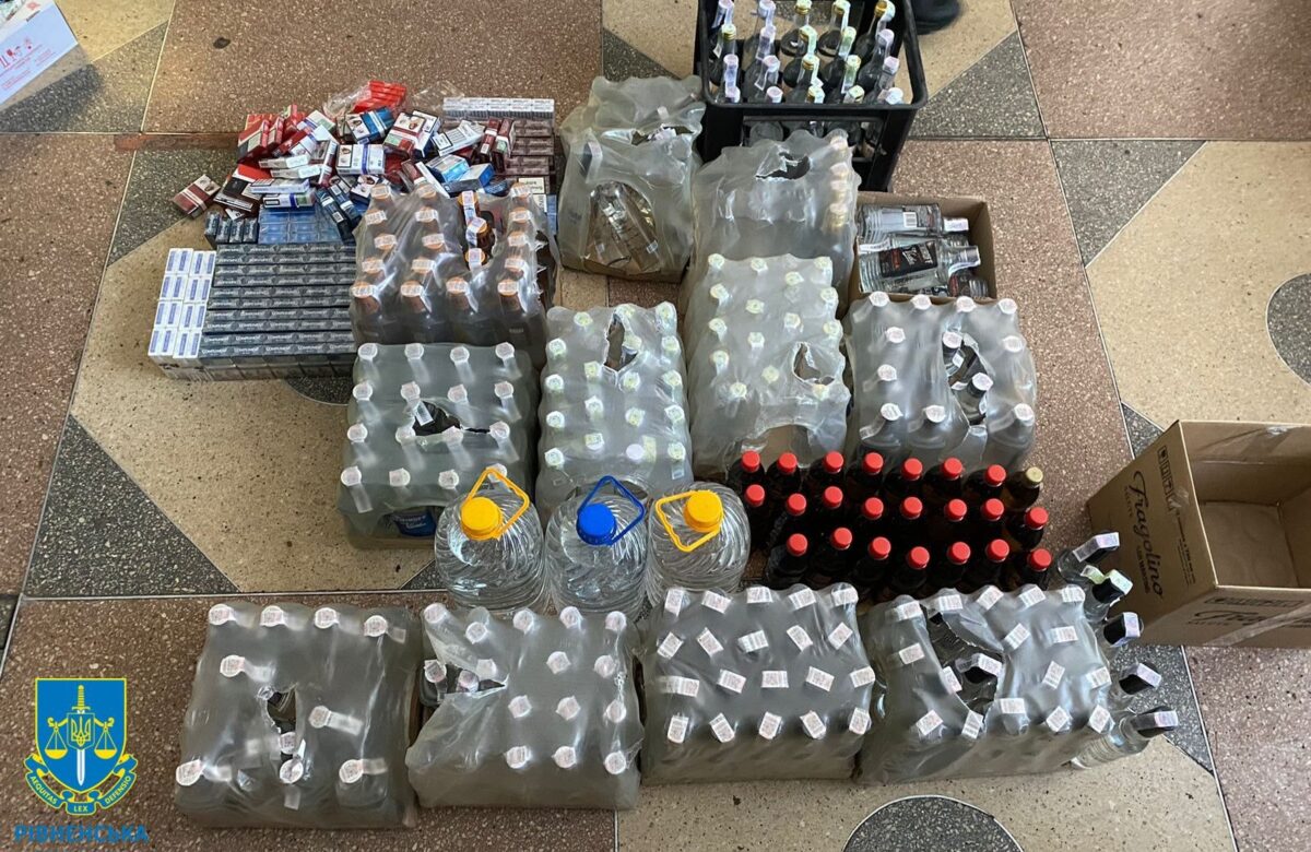 У родині з Радивилівщини вилучили фальсифікованого товару на півмільйона гривень