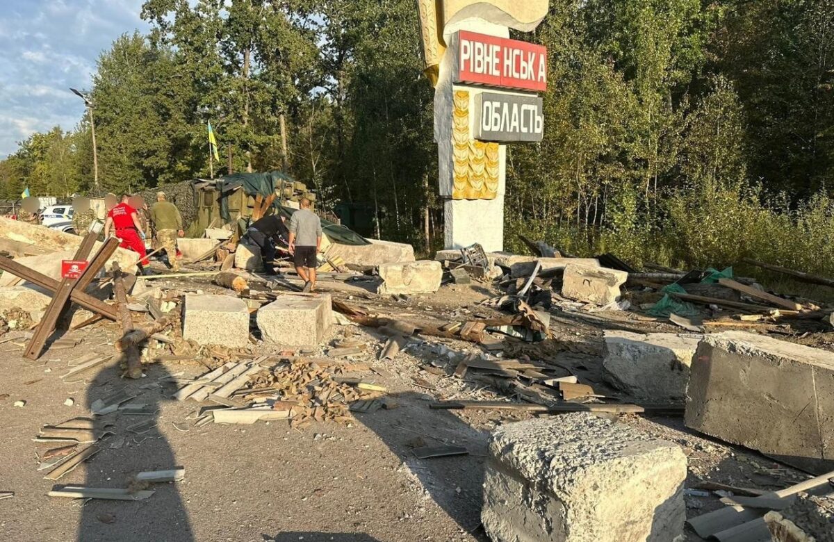 На Рівненщині судитимуть водія вантажівки, який спричинив смертельну ДТП на блокпості