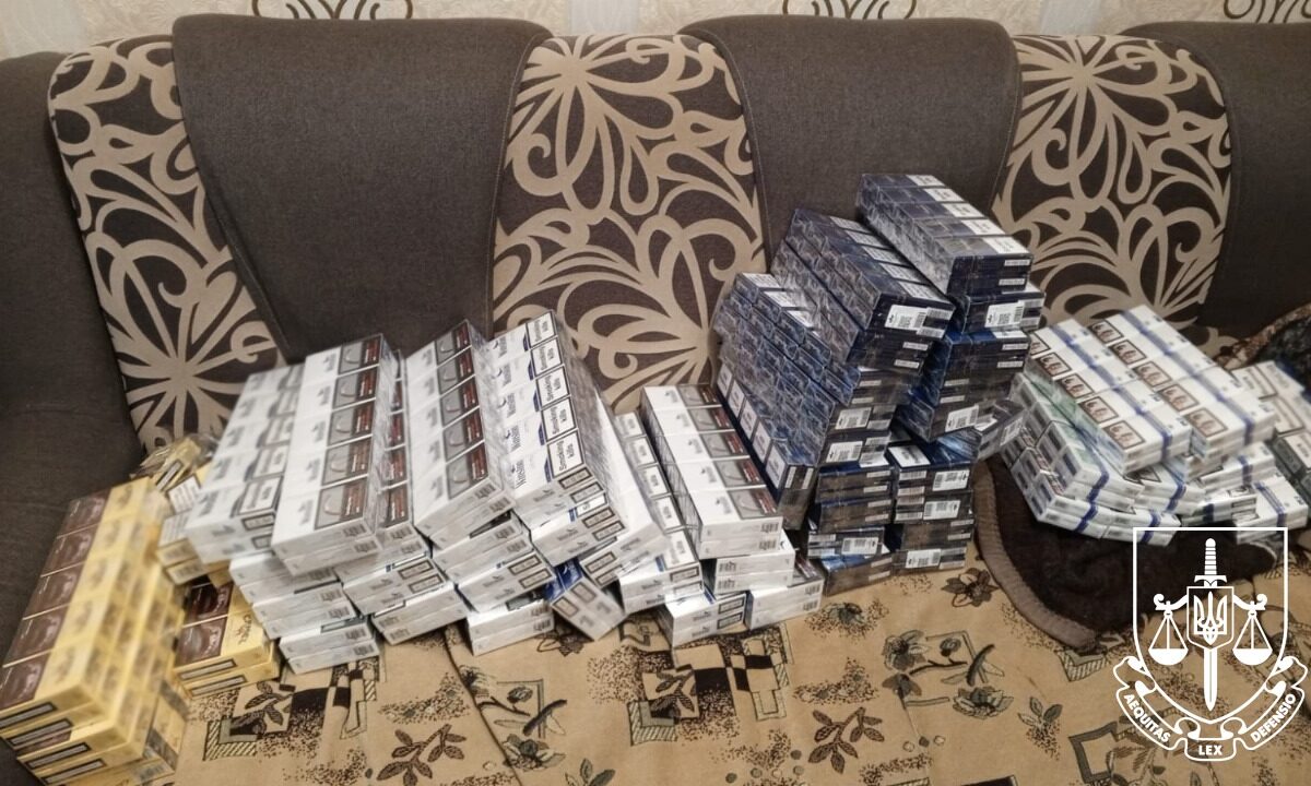 У Дубровиці прокуратура викрила продаж фальшивих цигарок: вилучено 4300 пачок