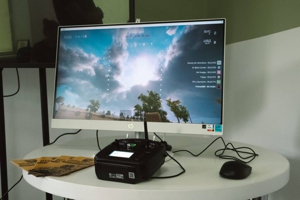 1 У Рівному запрошують покерувати FPV-дроном