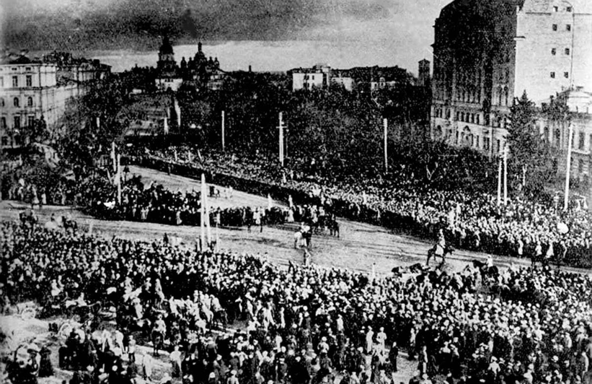 Президент привітав українців з Днем Соборності