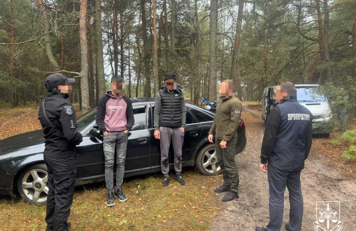 На Рівненщині судитимуть спільників, які переправляли ухилянтів за кордон