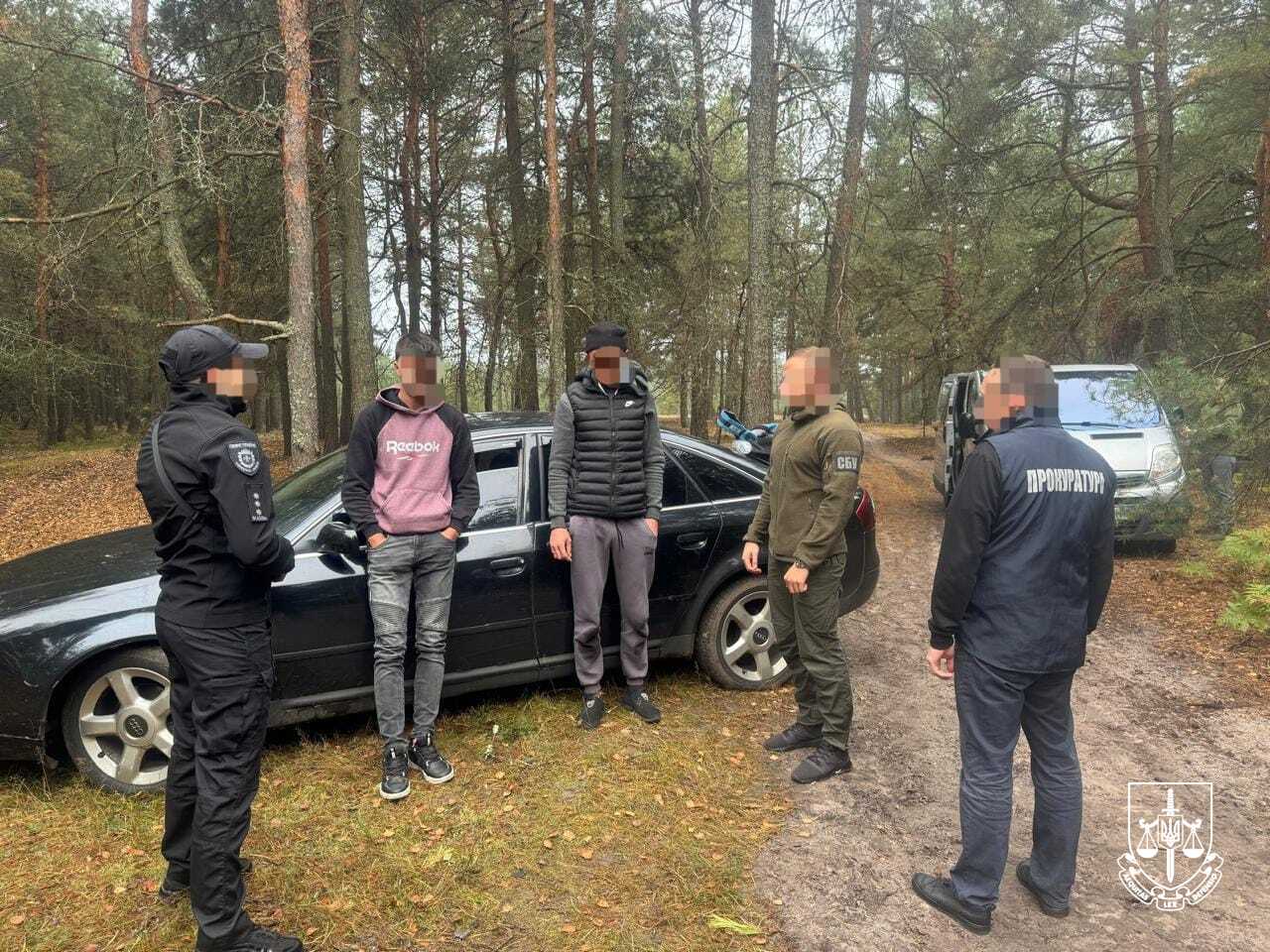 На Рівненщині судитимуть спільників, які переправляли ухилянтів за кордон 0000