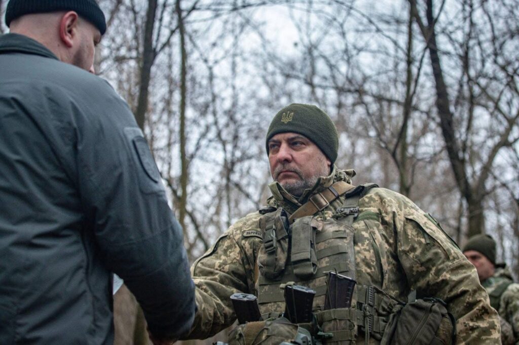 1 Військовий з Рівненщини отримав «Золотий хрест» від Головнокомандувача ЗСУ