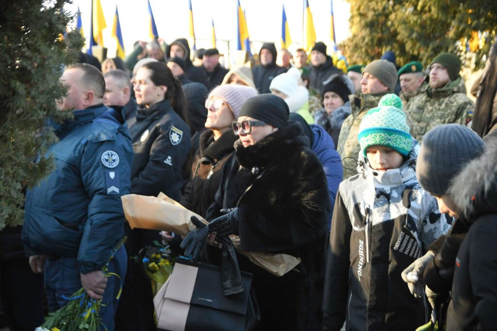 1 На Рівненщині у спільній молитві віддали шану полеглим Героям (ФОТО)