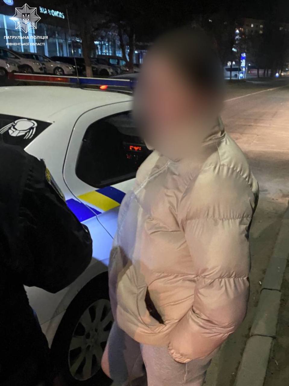 У Рівному патрульні затримали водійку напідпитку 0000
